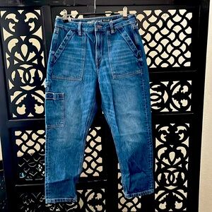 American Eagle mom jean